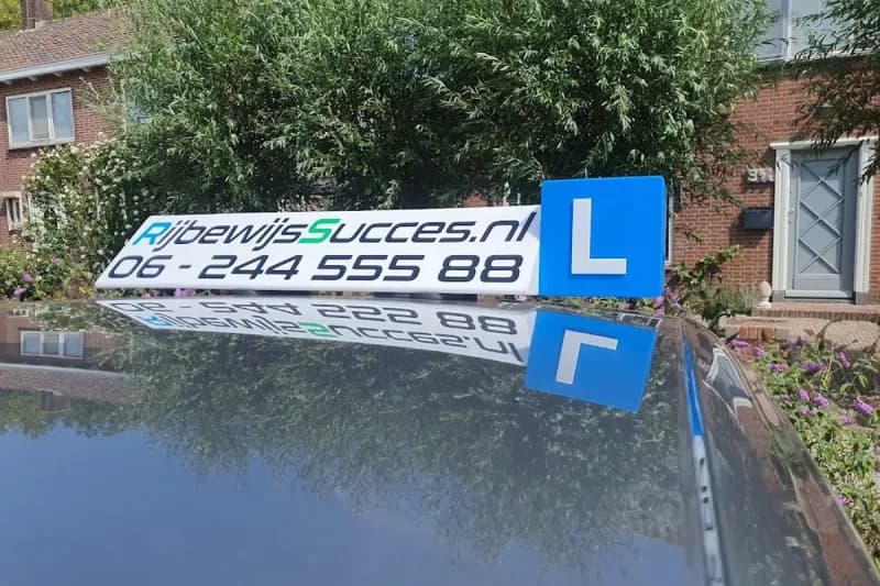 RijbewijsSucces - Leiden