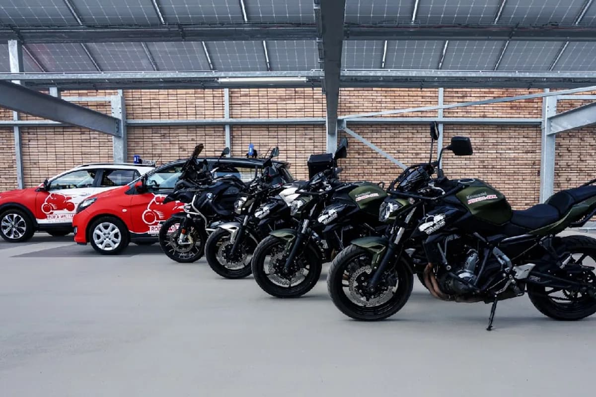 Auto- en motorrijschool Rob en William - Helmond