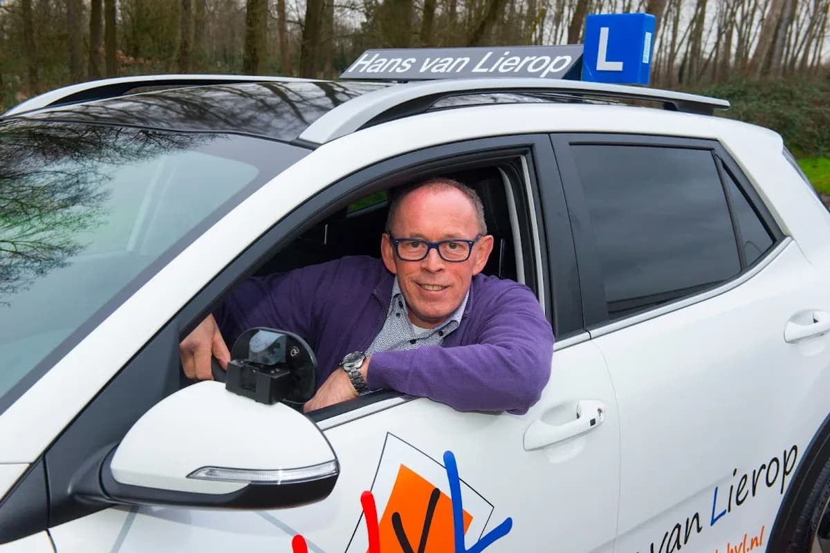 Autorijschool Hans van Lierop - Helmond