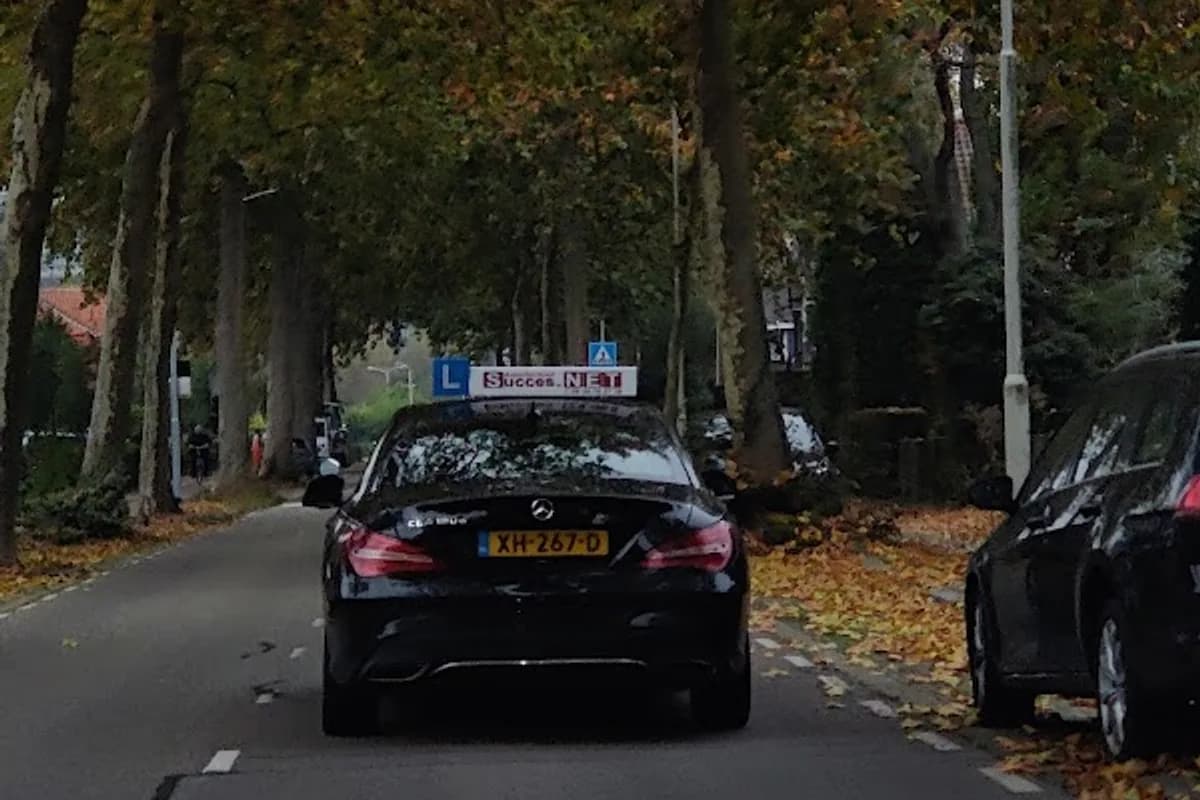 Autorijschool Succes Dordrecht en Rotterdam - Rotterdam
