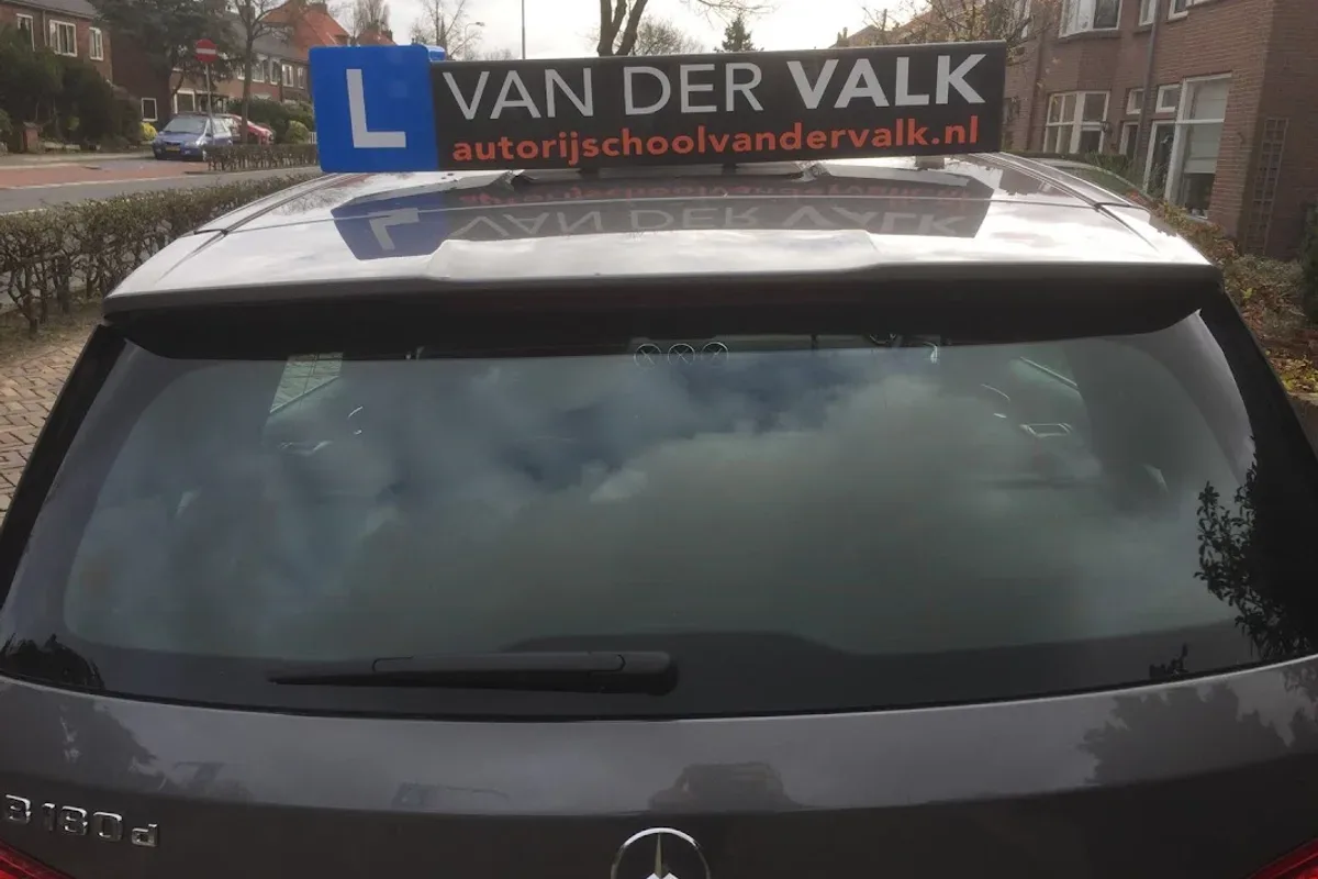 Autorijschool Van der Valk