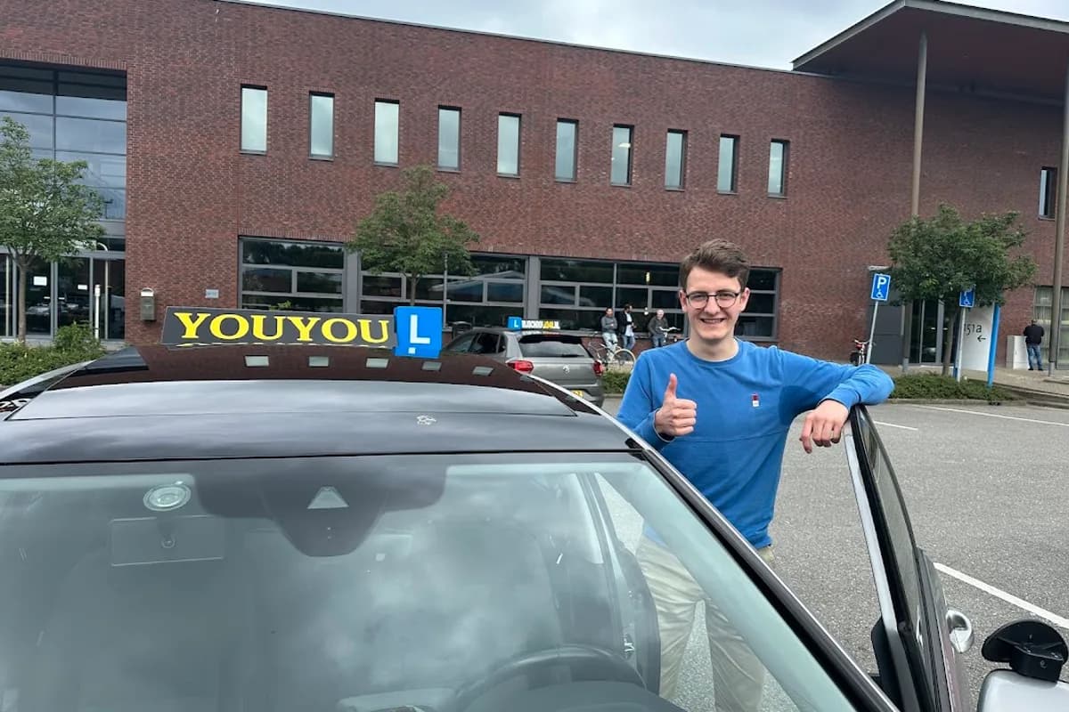 Autorijschool YOUYOU