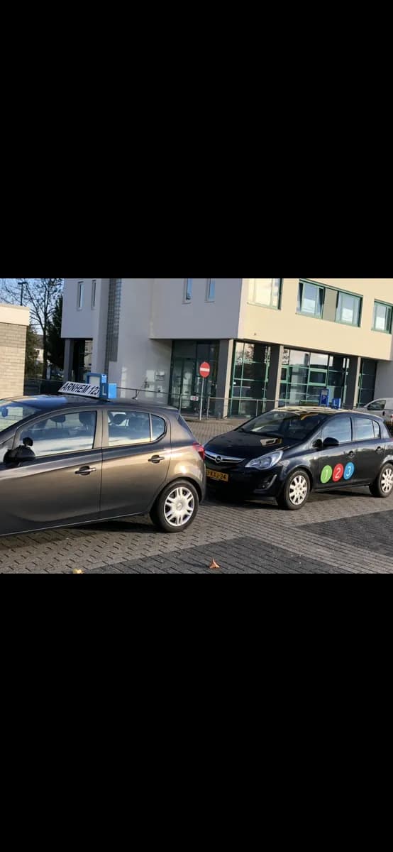 Rijschool Arnhem 123