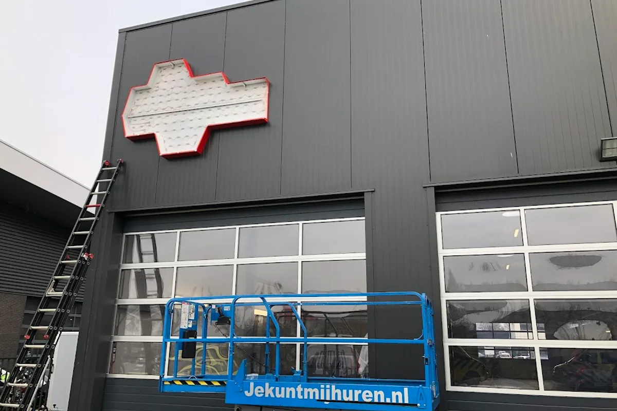 Dutch Medical College B.V. - Lijnden