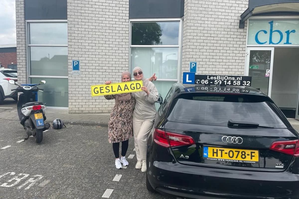 Les Bij Ons - Helmond