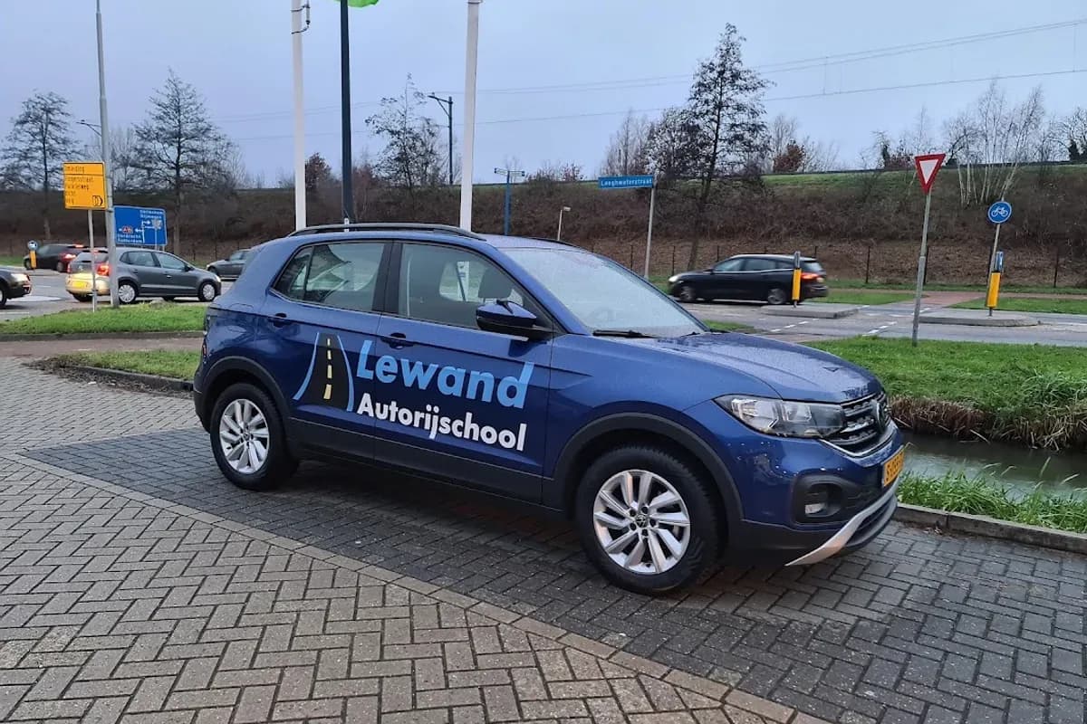 Lewand Autorijschool