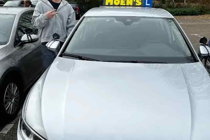 Moen's Rijschool