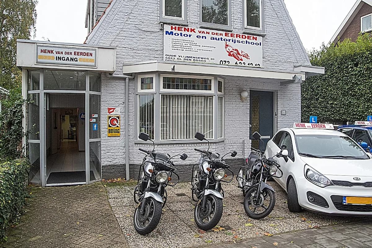 Motor- en Autorijschool/Motoroccassions Henk van der Eerden - 's-Hertogenbosch