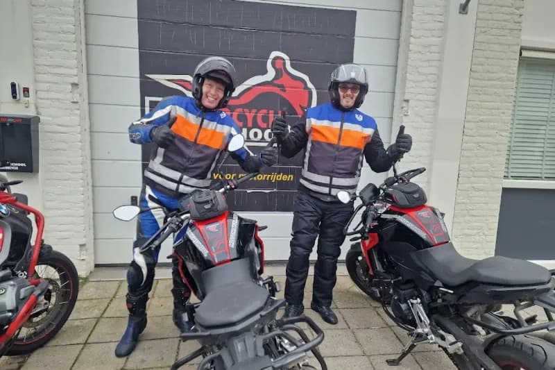 Motorcycle Highschool