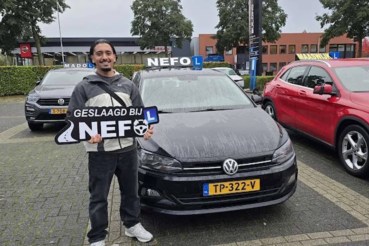 NEFO Rijschool - Rotterdam
