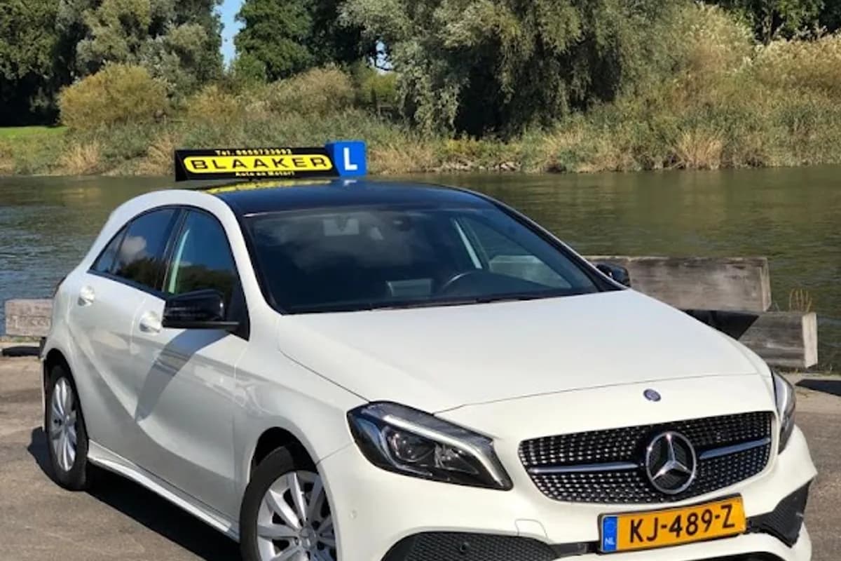 Rijschool Blaaker - Dordrecht