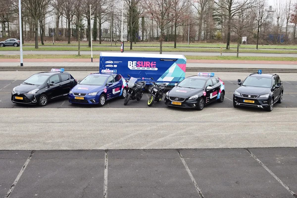 Rijschool Breda Besure (Motor, Scooter, Auto & Aanhangwagen)