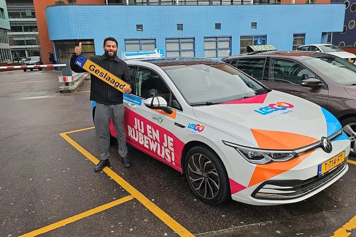 Rijschool DriveXpert - Den Haag