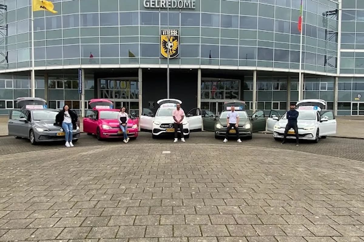 Rijschool Drivingstudent - Arnhem