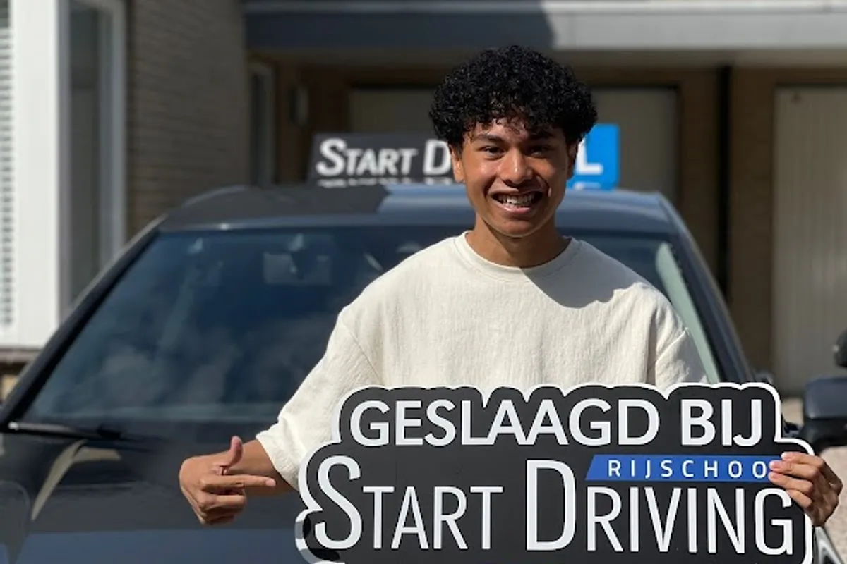 Rijschool Eindhoven | Start Driving | Auto, Motor, Scooter & Aanhanger