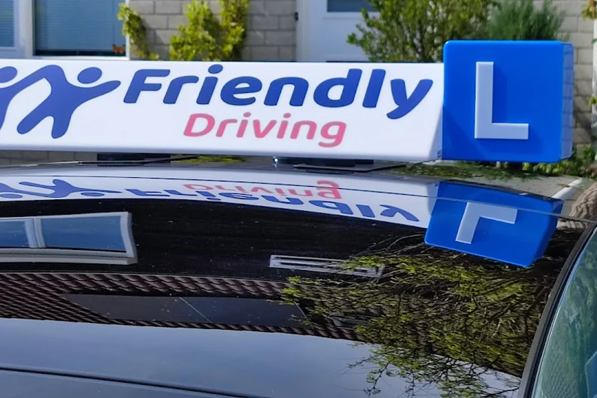 Rijschool Friendly Driving