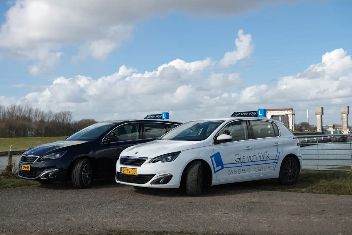 Rijschool Gijs Van Wijk - Tiel