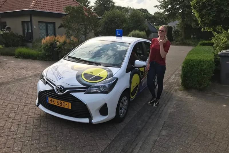 Rijschool Happy Wheels - Emmen