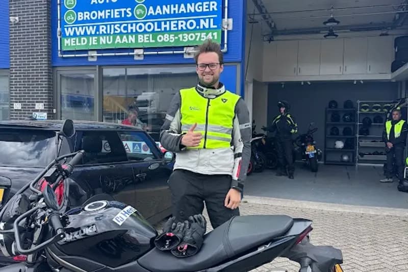 Rijschool Hero - Rijswijk