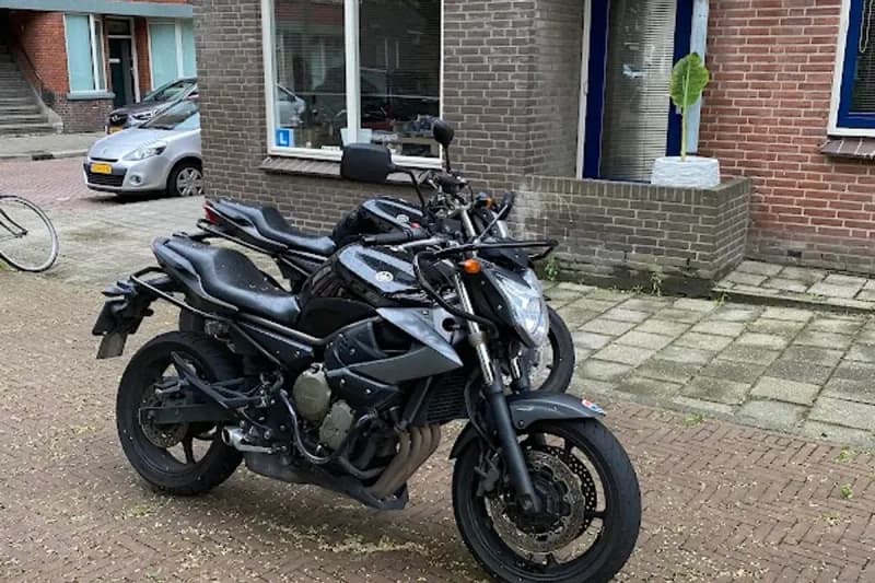 Rijschool Hizz - Den Haag