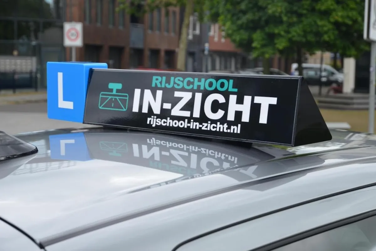Rijschool IN-ZICHT - Leeuwarden