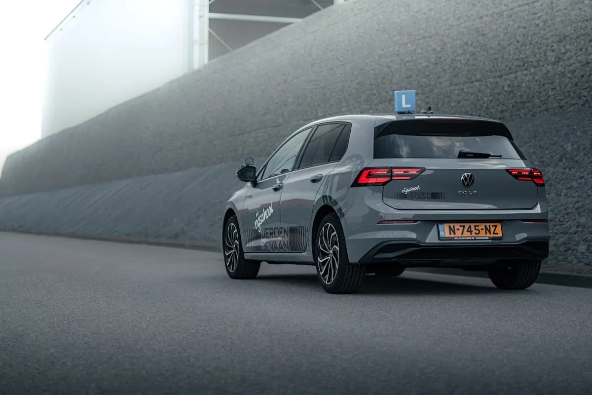 Rijschool Jeroen de Vaan - Veldhoven