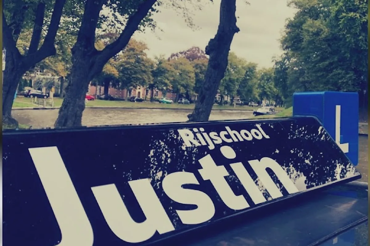 Rijschool Justin - Leeuwarden
