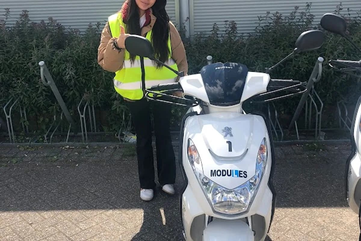 Rijschool Modules - Alphen aan den Rijn