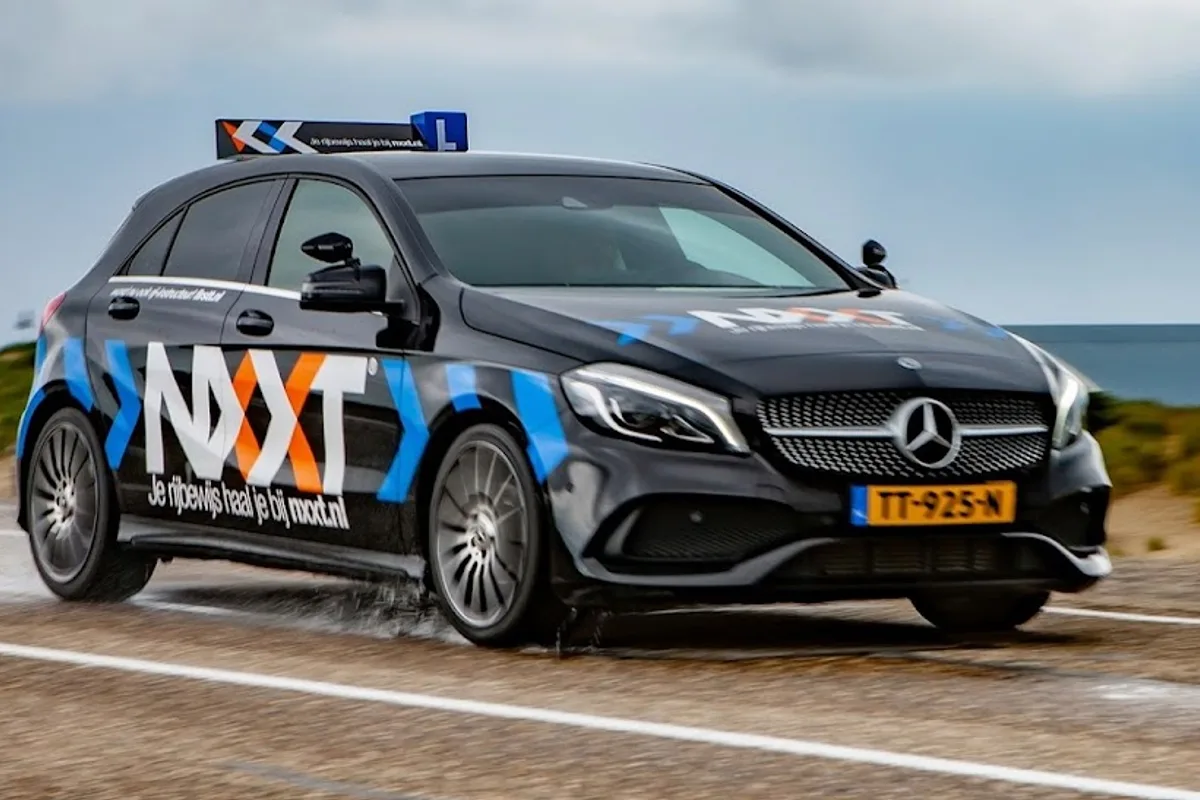 Rijschool Mustafa Isaag t.h.o.d.n. NXXT - Heerlen