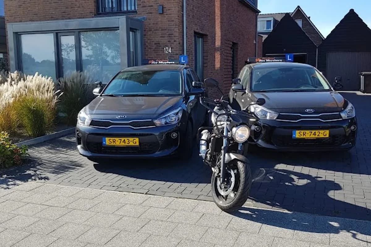 Rijschool Musters - Etten-Leur