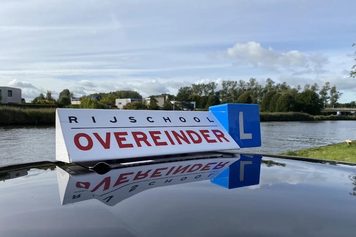 Rijschool Overeinder - Leeuwarden