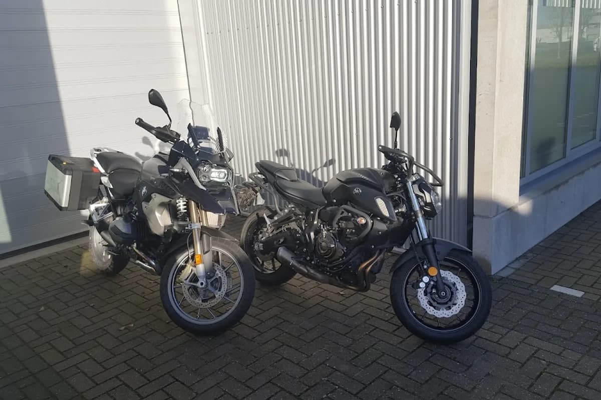 Rijschool P. Detmers - Hoofddorp