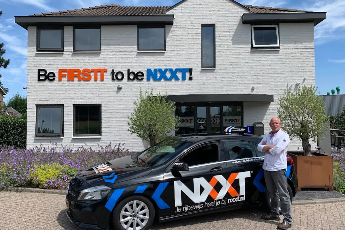 Rijschool Renas Hamid t.h.o.d.n NXXT