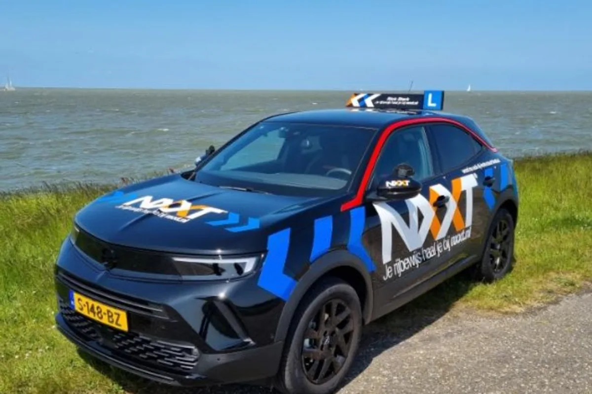 Rijschool Rick Sterk t.h.o.d.n. NXXT - Almere