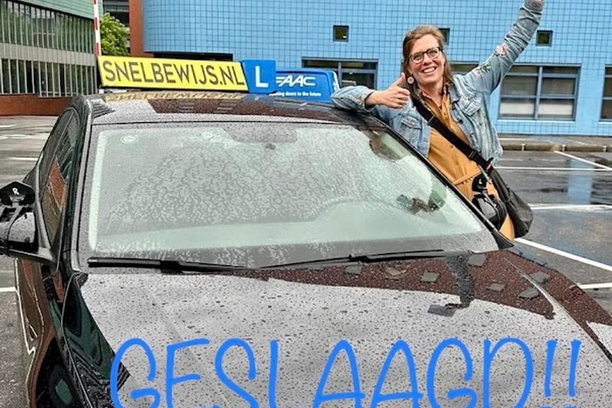 Rijschool Snelbewijs - Den Haag