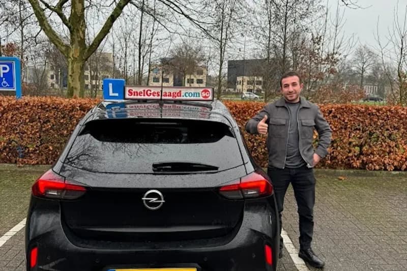 Rijschool SnelGeslaagd.com