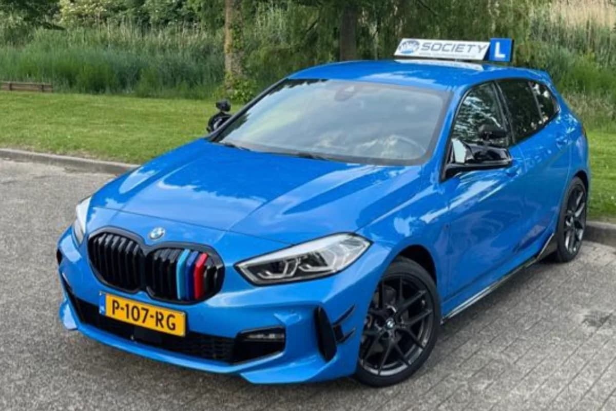 Rijschool Society - Hoofddorp