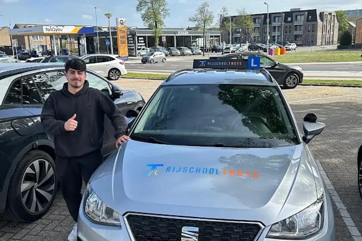 Rijschool Trots