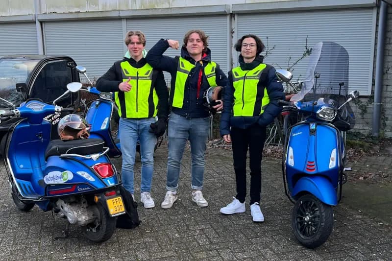 Rijschool Uniek - Leiden