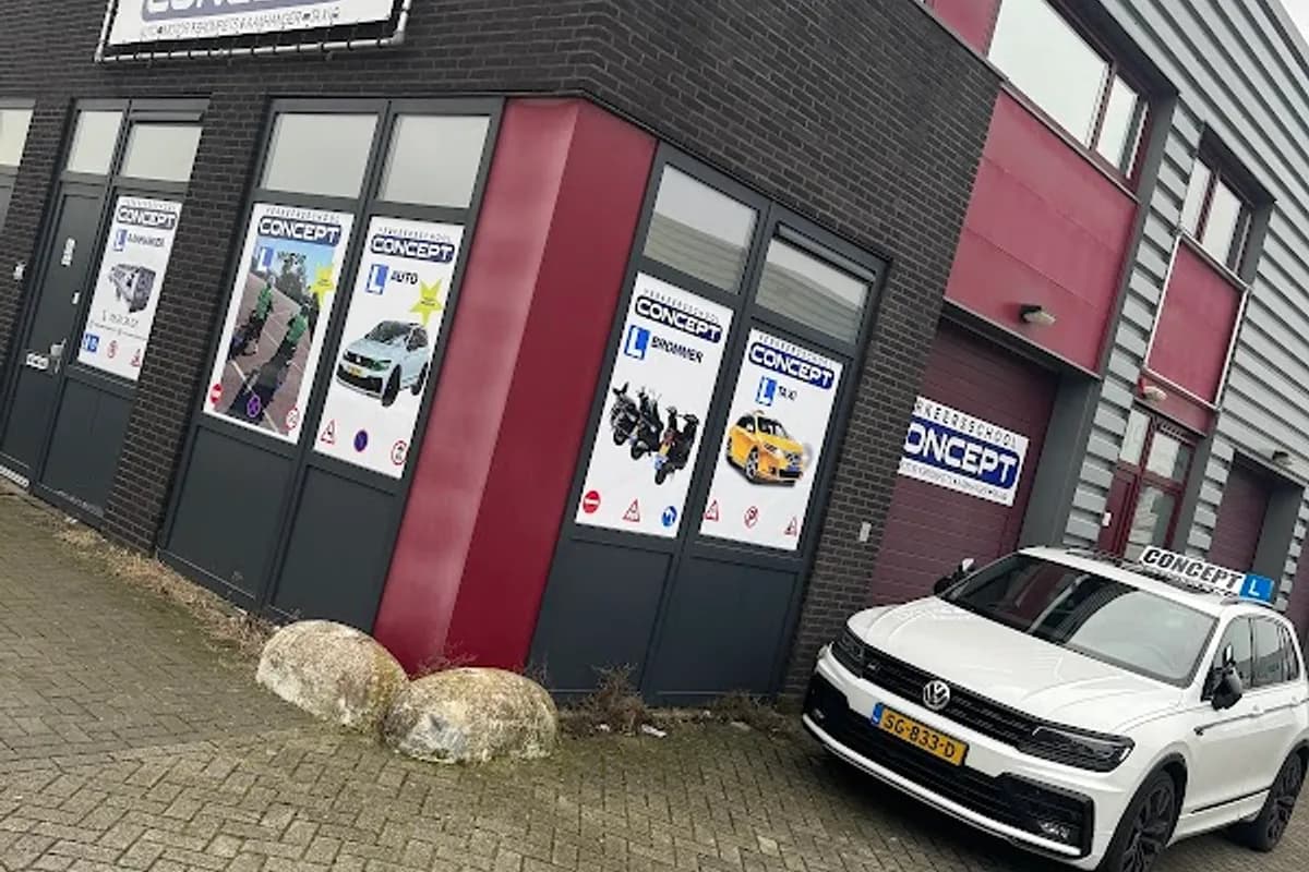 Verkeersschool Concept | Auto • Motor • Scooter • Aanhangwagen