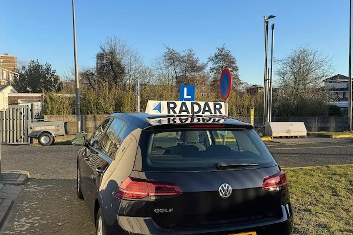 Verkeersschool Radar — Rijschool Den Haag