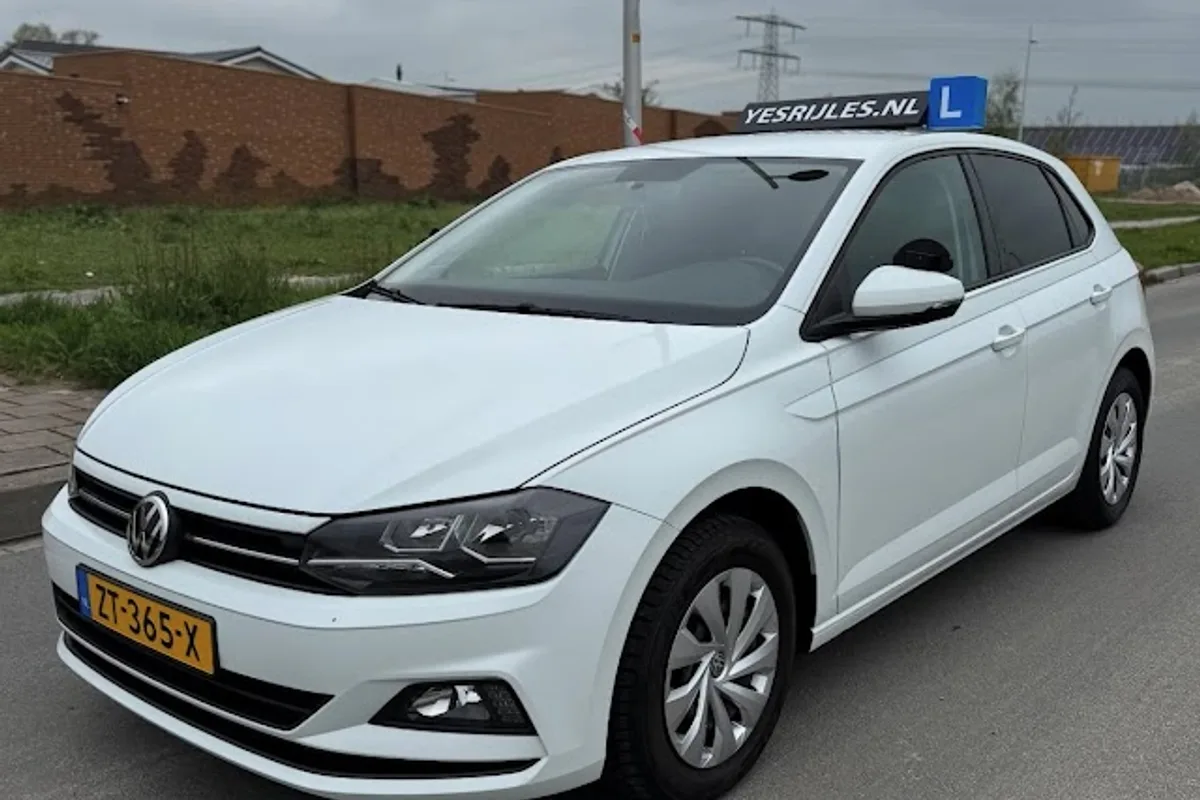 Verkeersschool YesRijles - Apeldoorn