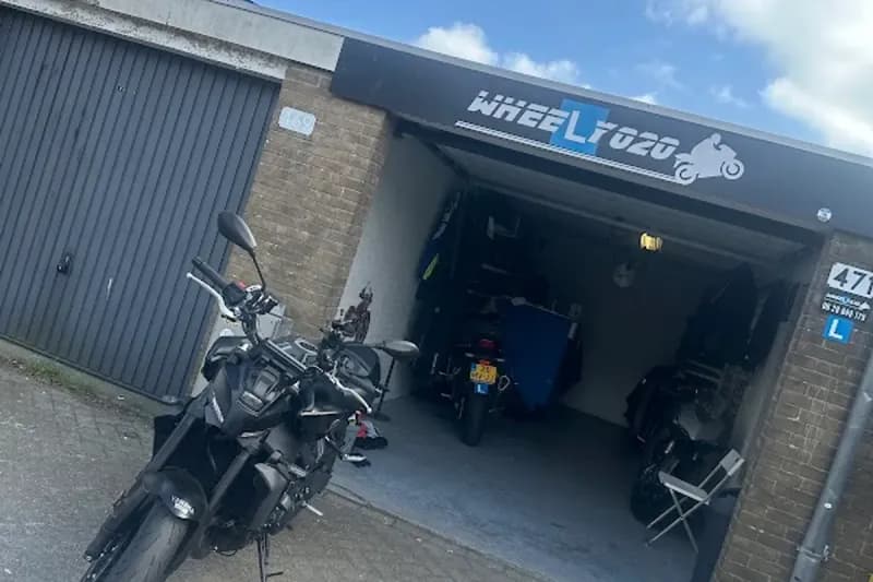 wheely020